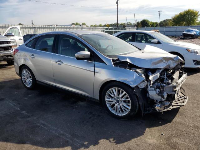 1FADP3J23HL209201 - 2017 FORD FOCUS TITANIUM SILVER photo 4