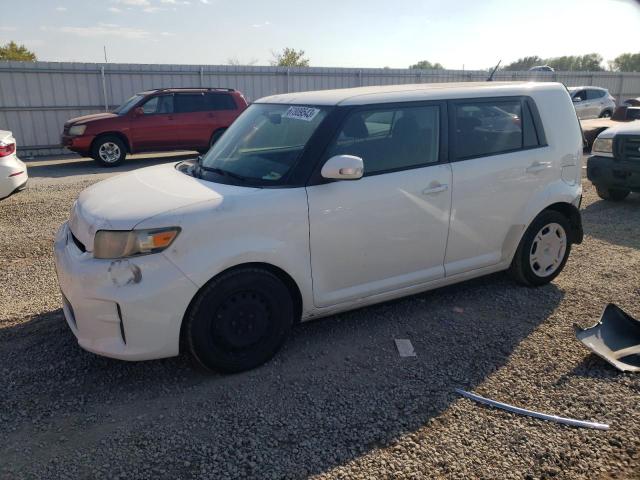 JTLZE4FE4CJ026025 - 2012 TOYOTA SCION XB WHITE photo 1