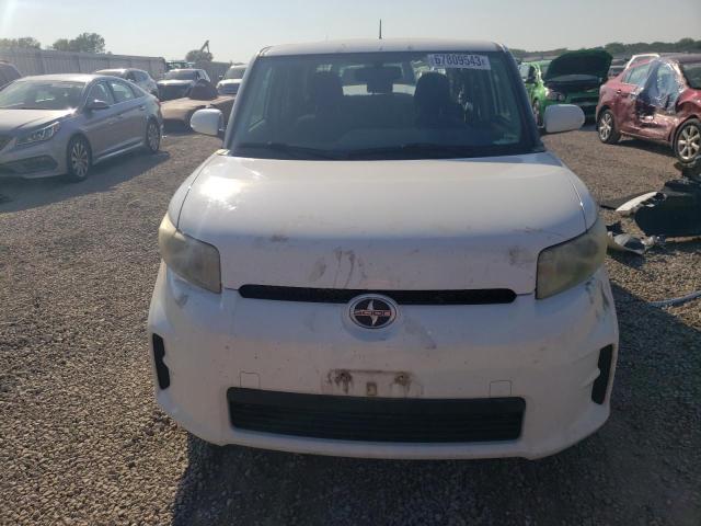 JTLZE4FE4CJ026025 - 2012 TOYOTA SCION XB WHITE photo 5