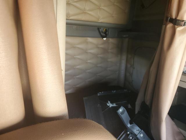 3AKJGLD54GSGW3877 - 2016 FREIGHTLINER CASCADIA 1 BLACK photo 6