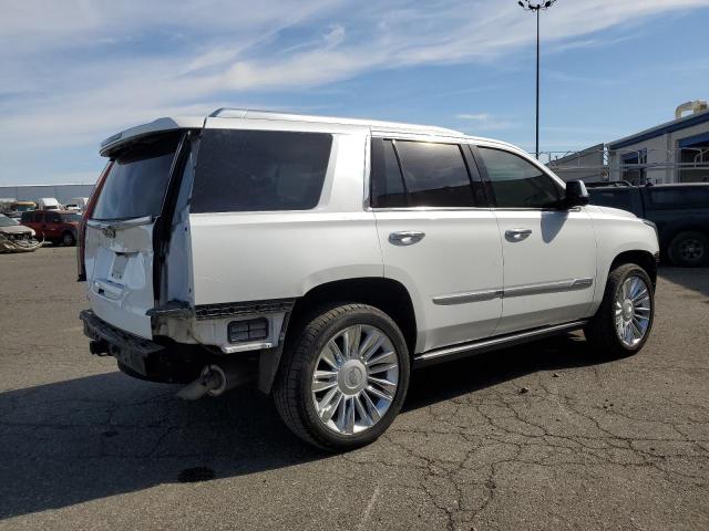 1GYS4DKJXJR376500 - 2018 CADILLAC ESCALADE PLATINUM WHITE photo 3