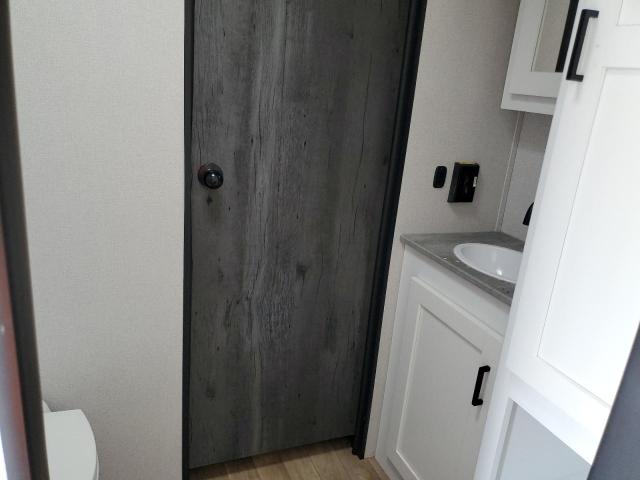 4YDTH1L2XP7241586 - 2023 KEYSTONE HIDEOUT Blanco foto 8