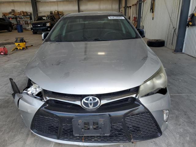 4T1BF1FK7GU592436 - 2016 TOYOTA CAMRY LE SILVER photo 5