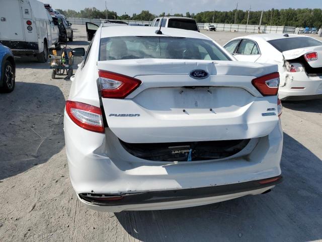 3FA6P0HD0GR198334 - 2016 FORD FUSION SE WHITE photo 6