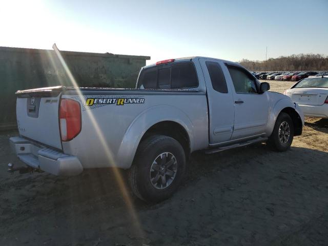 1N6AD0CU4GN707636 - 2016 NISSAN FRONTIER SV SILVER photo 3