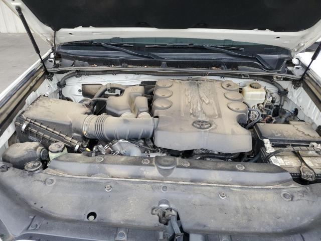 JTEZU5JR4F5084501 - 2015 TOYOTA 4RUNNER SR5 أبيض صورة 12
