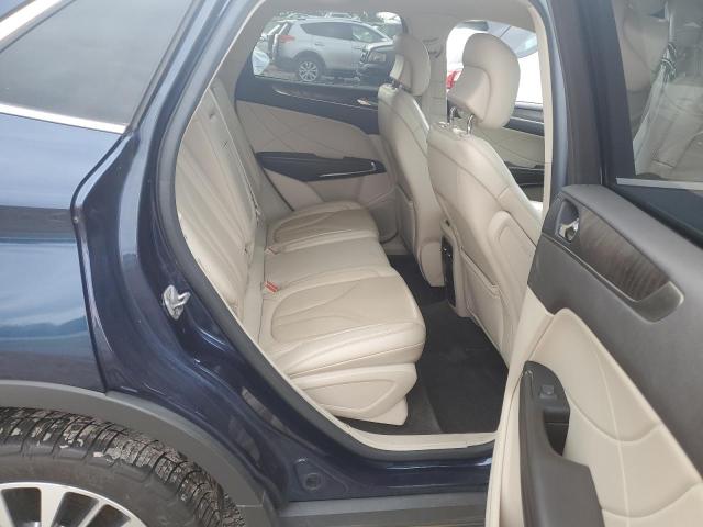 5LMCJ3D9XHUL32240 - 2017 LINCOLN MKC RESERVE BLUE photo 11