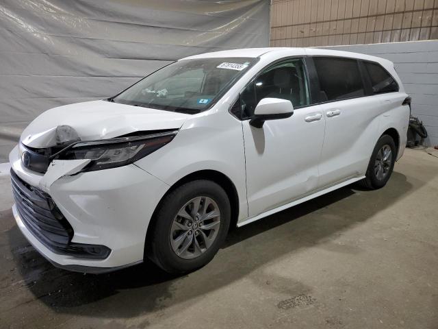 2022 TOYOTA SIENNA LE, 