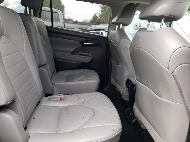 5TDGZRBH8MS119865 - 2021 TOYOTA HIGHLANDER XLE BLACK photo 11