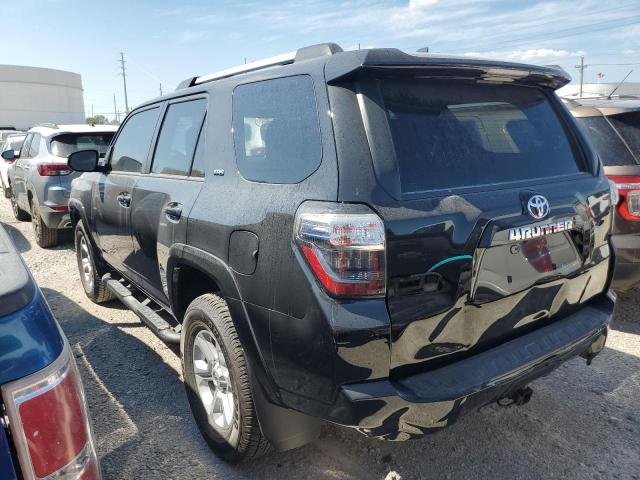 JTEMU5JR0P6114759 - 2023 TOYOTA 4RUNNER SE BLACK photo 2