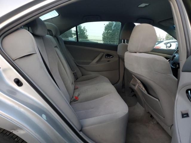 4T1BF3EK8BU130067 - 2011 TOYOTA CAMRY BASE SILVER photo 10