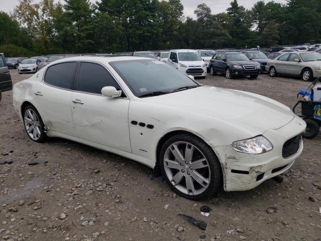 ZAMFE39A680036923 - 2008 MASERATI QUATTROPOR M139 WHITE photo 4