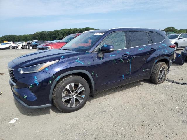 5TDGZRBH5MS537994 - 2021 TOYOTA HIGHLANDER XLE BLUE photo 1