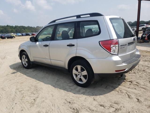 JF2SHABC4BH760601 - 2011 SUBARU FORESTER 2.5X 银色 照片 2