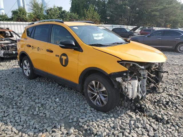 JTMRJREV1HD130046 - 2017 TOYOTA RAV4 HV LE YELLOW photo 4
