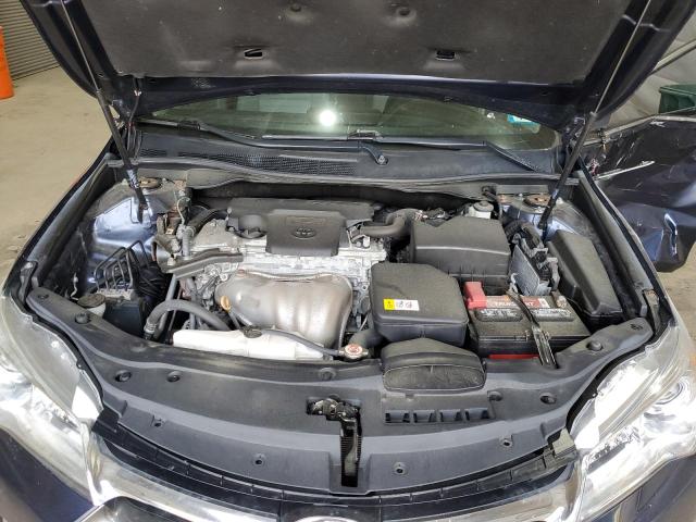 4T1BF1FK3HU660555 - 2017 TOYOTA CAMRY LE BLUE photo 11