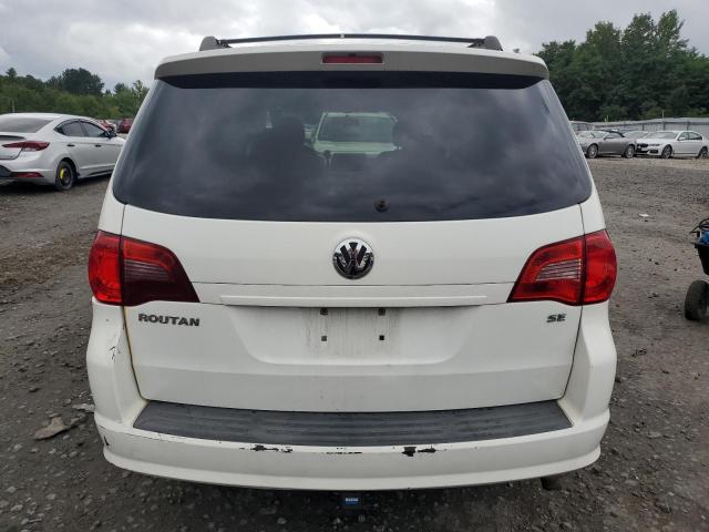 2V8HW34179R541592 - 2009 VOLKSWAGEN ROUTAN SE WHITE photo 6