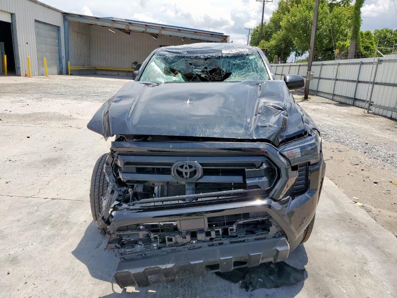 3TYKD5HNXRT015274 - 2024 TOYOTA TACOMA DOUBLE CAB 黑色 照片 5