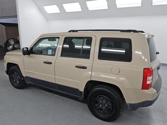 1C4NJPBA4HD134189 - 2017 JEEP PATRIOT SPORT 棕色 照片 2