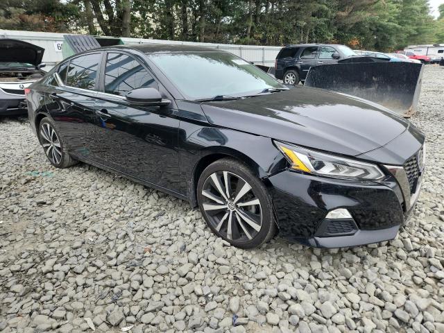 1N4BL4CV9KC224261 - 2019 NISSAN ALTIMA SR BLACK photo 4
