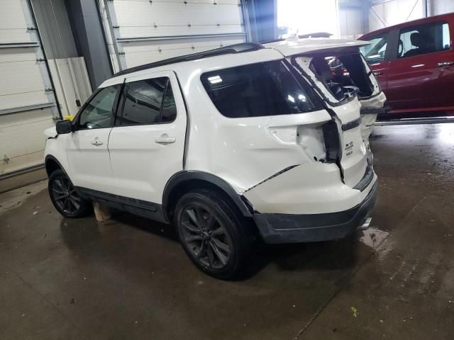 1FM5K8D84KGB21232 - 2019 FORD EXPLORER XLT Білий фото 2