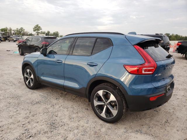 YV4L12UW4P2983894 - 2023 VOLVO XC40 PLUS BLUE photo 2