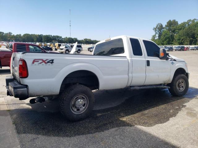 1FT7X2BT2GEB21476 - 2016 FORD F250 SUPER DUTY WHITE photo 3