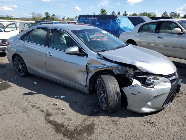 4T1BF1FK8GU231507 - 2016 TOYOTA CAMRY XSE LE SILVER photo 4