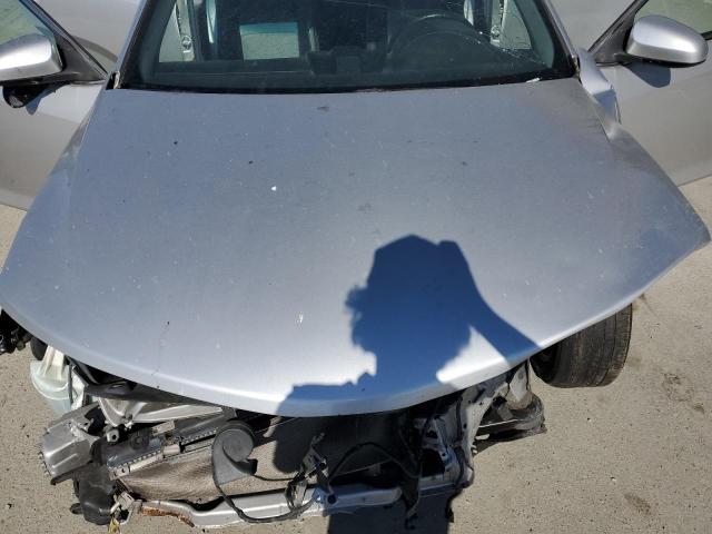 4T1BF1FK2CU102799 - 2012 TOYOTA CAMRY BASE Արծաթագույն լուսանկար 11