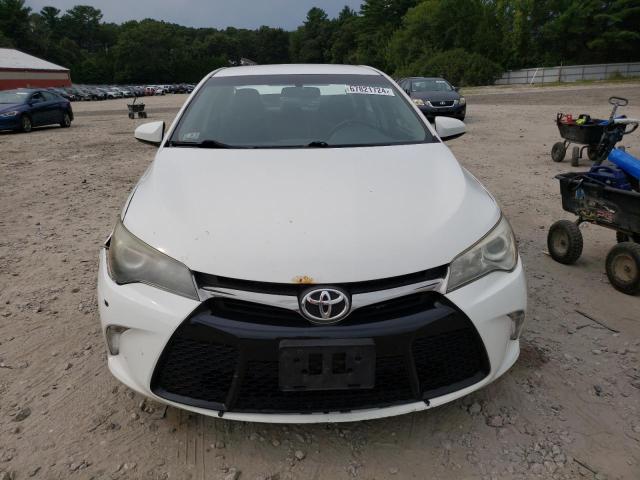 4T1BF1FK9FU488920 - 2015 TOYOTA CAMRY LE WHITE photo 5