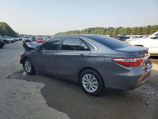 4T1BF1FKXGU138486 - 2016 TOYOTA CAMRY LE GRAY photo 2