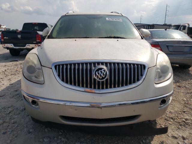 5GALRCED6AJ129857 - 2010 BUICK ENCLAVE CXL CREAM photo 5