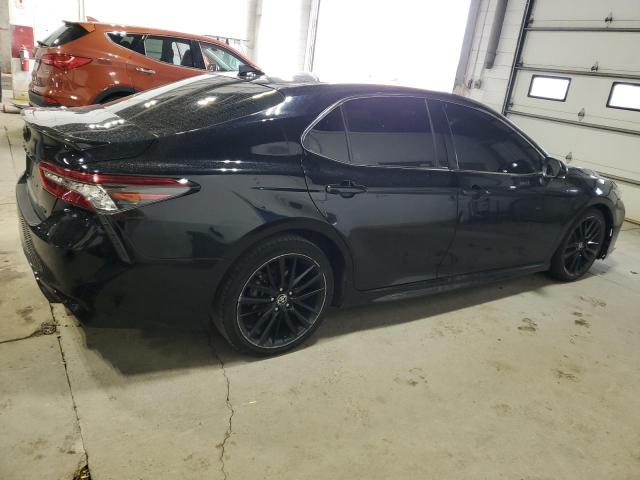 4T1K61AK6NU010184 - 2022 TOYOTA CAMRY XSE BLACK photo 3
