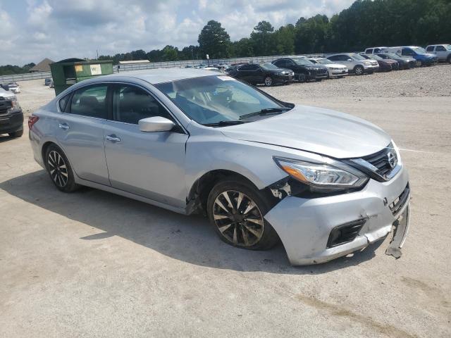 1N4AL3AP5JC206638 - 2018 NISSAN ALTIMA 2.5 Gümüş foto 4