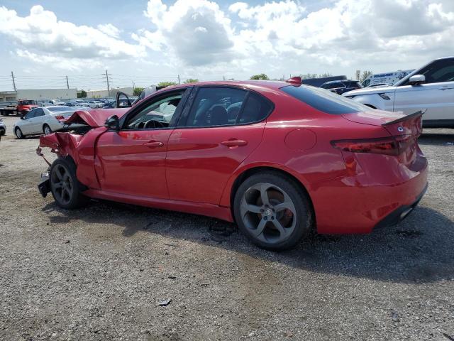 ZARFAEDN7H7533773 - 2017 ALFA ROMEO GIULIA Q4 红色 照片 2