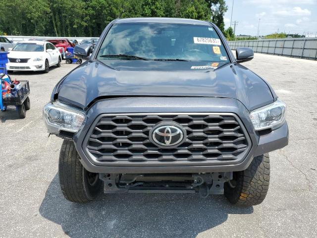 5TFCZ5AN1LX221192 - 2020 TOYOTA TACOMA DOUBLE CAB GRAY photo 5