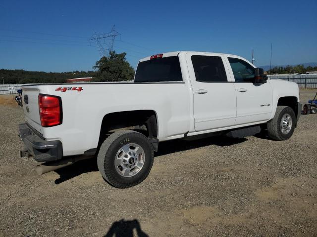 1GC1KVEY9JF207446 - 2018 CHEVROLET SILVERADO K2500 HEAVY DUTY LT WHITE photo 3