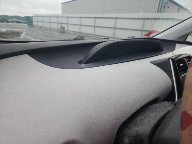 JTDKARFP1J3085221 - 2018 TOYOTA PRIUS PRIM WHITE photo 9