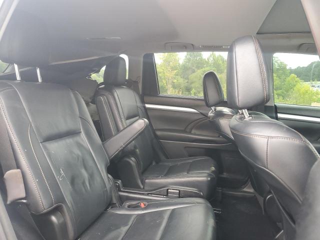 5TDKZRFH0HS224801 - 2017 TOYOTA HIGHLANDER SE GRAY photo 11