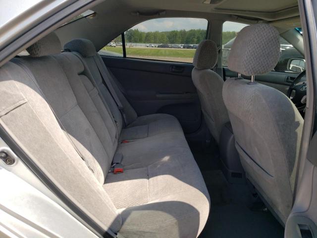 4T1BE32K13U656257 - 2003 TOYOTA CAMRY LE SILVER photo 10