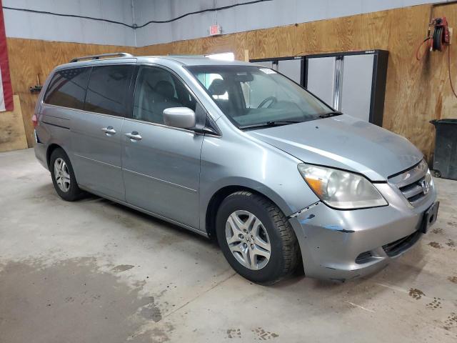 5FNRL38647B030512 - 2007 HONDA ODYSSEY EXL SILVER photo 4