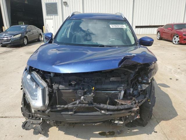 JN8AT2MT5JW454730 - 2018 NISSAN ROGUE S BLUE photo 5