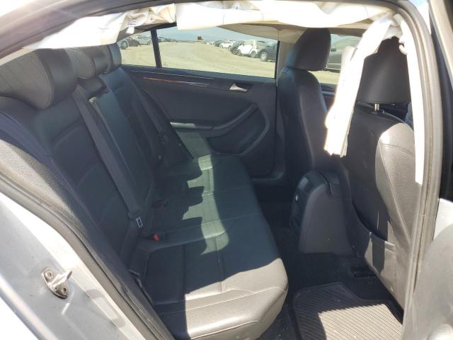 3VWLA7AJXFM218797 - 2015 VOLKSWAGEN JETTA TDI SILVER photo 10