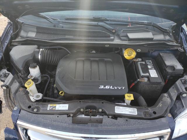 2C4RC1BG6GR255105 - 2016 CHRYSLER TOWN & COU TOURING BLUE photo 11