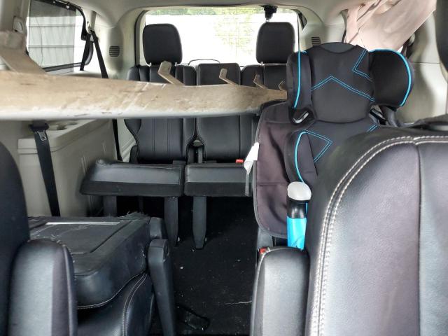 2C4RC1CG2DR819407 - 2013 CHRYSLER TOWN & COU TOURING L WHITE photo 10