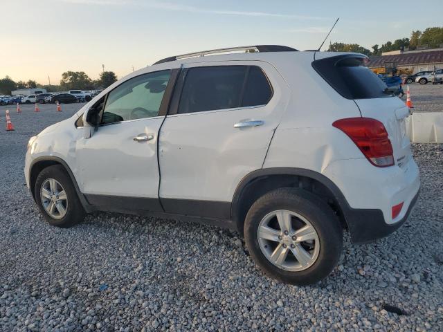 KL7CJPSB4KB809507 - 2019 CHEVROLET TRAX 1LT WHITE photo 2