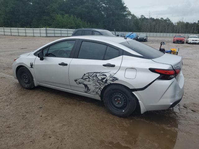 3N1CN8DV5PL847888 - 2023 NISSAN VERSA S Gümüş fotoğraf 2