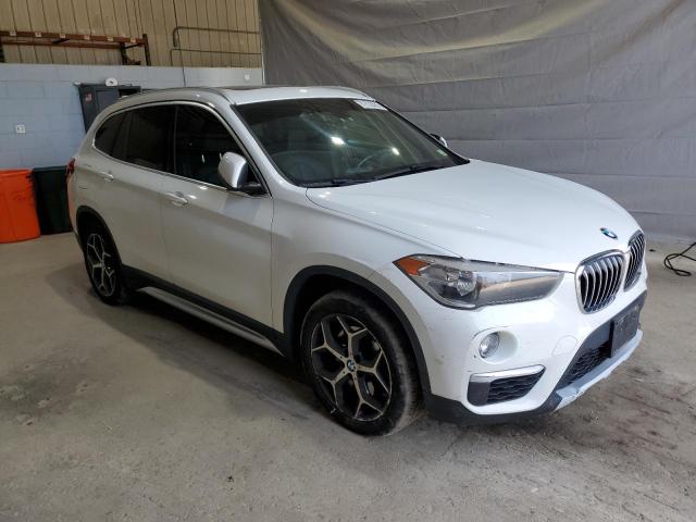 WBXHT3C39J5L32155 - 2018 BMW X1 XDRIVE28I WHITE photo 4