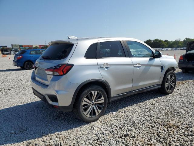 JA4AR3AU7LU018077 - 2020 MITSUBISHI OUTLANDER ES SILVER photo 3