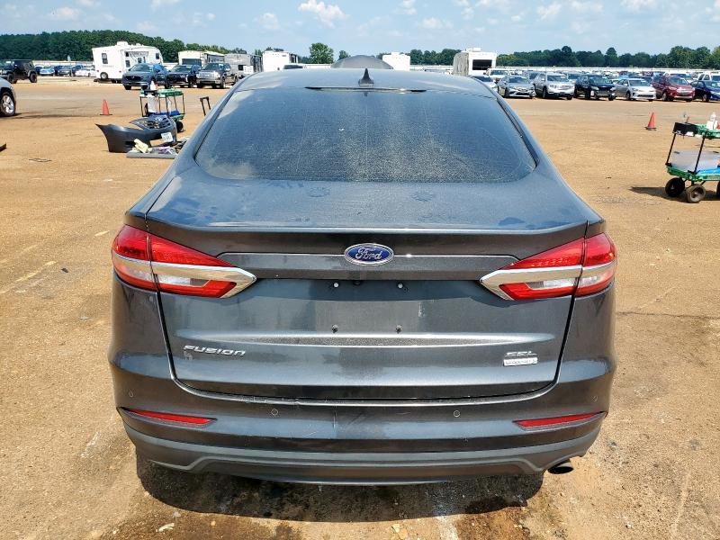 3FA6P0CD3KR150911 - 2019 FORD FUSION SEL رمادي صورة 6